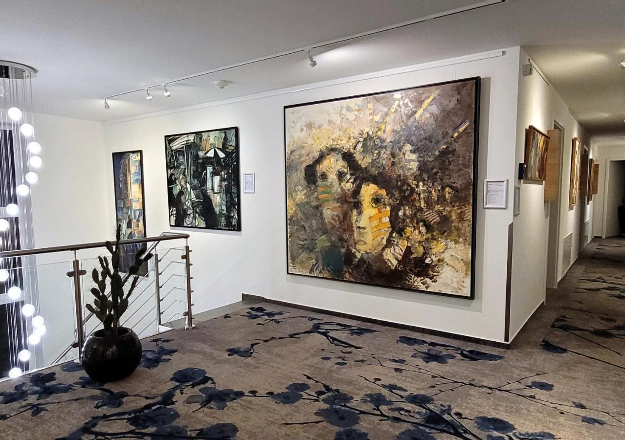 Art & Galerie Hotel Lenz Plauer See Fuenfseen Exterior foto